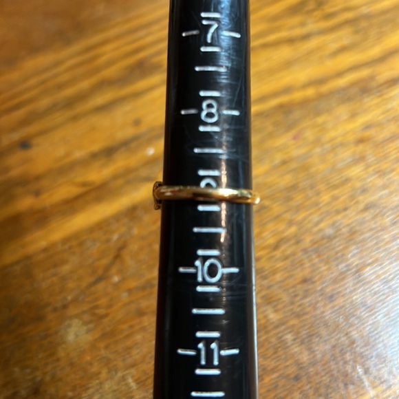 Gold-tone Two Row Faux Diamond Cubic Zirconia Ring👠 - Picture 14 of 15